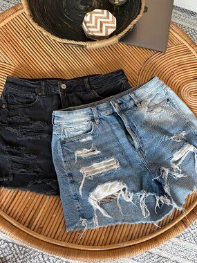 American Eagle = 2 pack size 10 ripped jean shorts (black & blue)